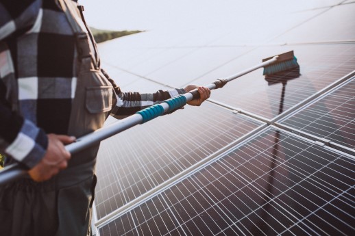 Limpeza de Painéis Fotovoltaicos